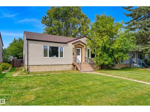 10670 61 AV NW, Edmonton, Alberta T6H1L7