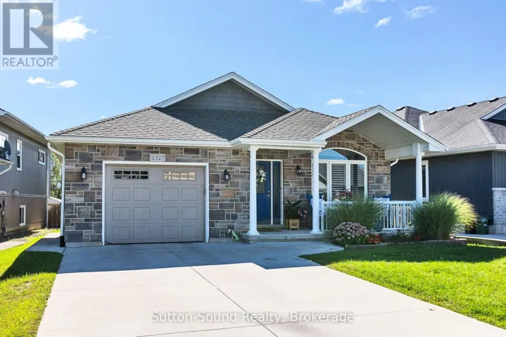 2327 10TH AVENUE E, Owen Sound, Ontario N4K0B2