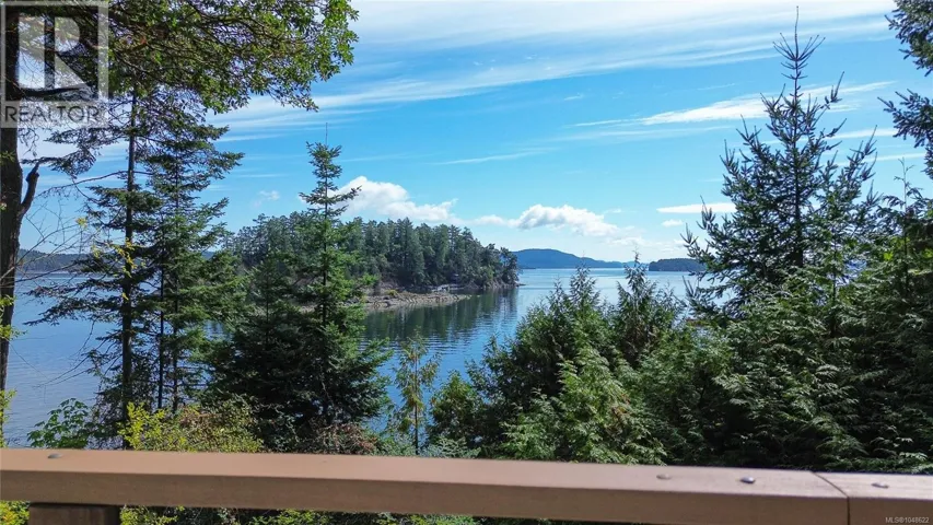 124 Clam Bay Rd, Thetis Island, British Columbia V0R2Y0