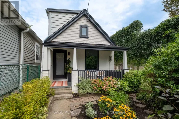 29 BUSHELL AVENUE, Toronto (South Riverdale), Ontario M4M3B8