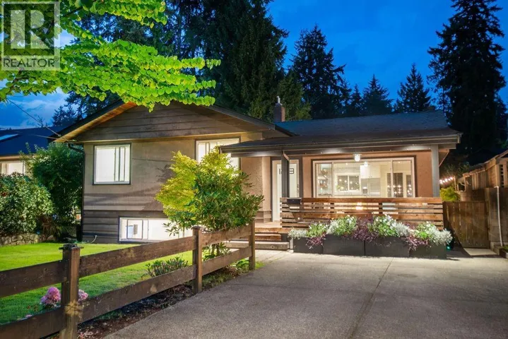 1218 W 22ND STREET, North Vancouver, British Columbia V7P2G1