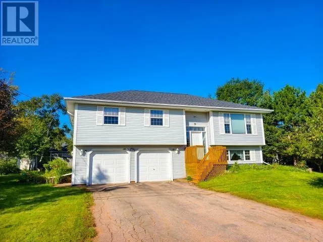 47 Anne Crescent, Stratford, Prince Edward Island C1B1M8