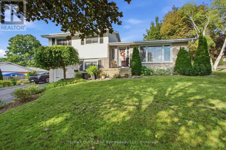 1 PARKSIDE DRIVE, Quinte West (Trenton Ward), Ontario K8V5L6