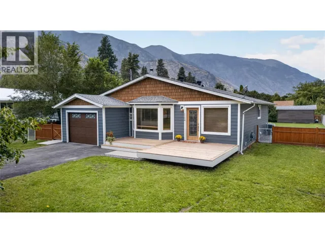 1104 7th Street, Keremeos, British Columbia V0X1N3