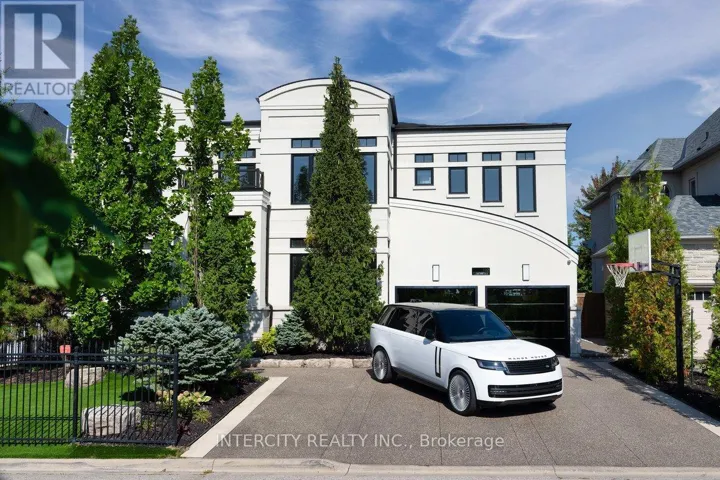 102 COOK'S MILL CRESCENT, Vaughan (Patterson), Ontario L6A0L1