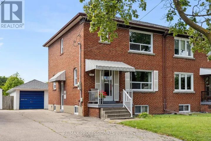 122 TREEVIEW DRIVE, Toronto (Alderwood), Ontario M8W4C3