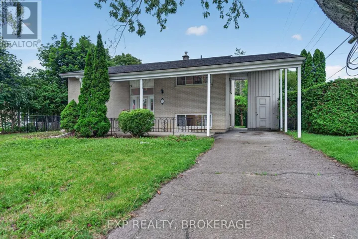 11 PEMBER PLACE, Kingston (Central City West), Ontario K7M2P8