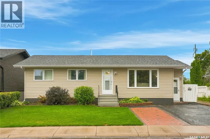 226 Dickey CRESCENT, Saskatoon, Saskatchewan S7L5N9