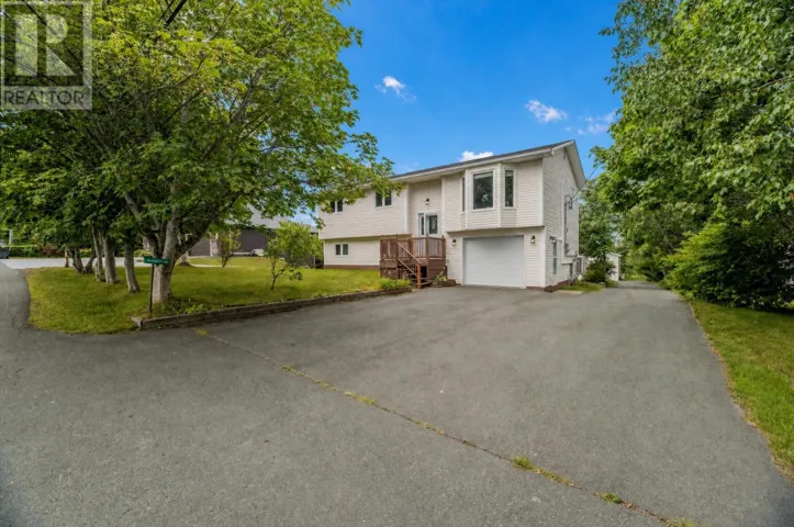24 Middle Ridge Road, Conception Bay South, Newfoundland & Labrador A1X6B8