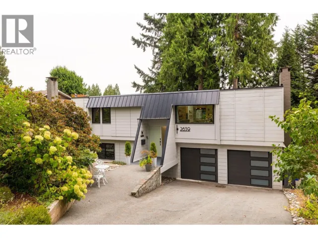 2639 BYRON ROAD, North Vancouver, British Columbia V7H1L9