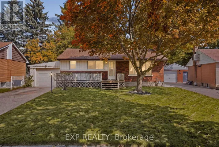 30 GERARD AVENUE, Kitchener, Ontario N2C2A1