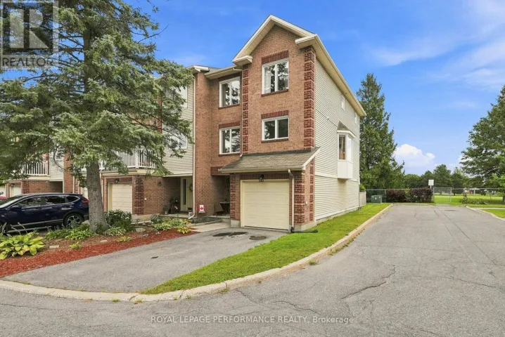 1992 SUMMERFIELDS CRESCENT, Ottawa, Ontario K1C7B4