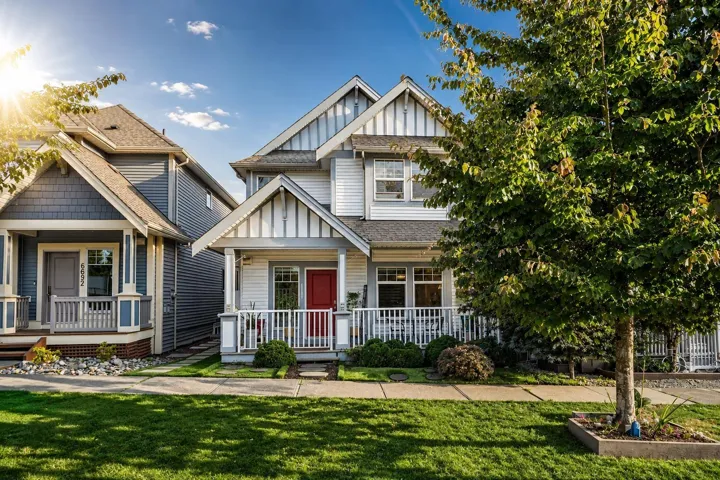 6686 192 STREET, Surrey, British Columbia V4N5X3