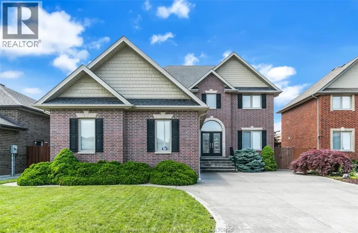 2259 ST PATRICK'S AVENUE, Windsor, Ontario N9B3Y4