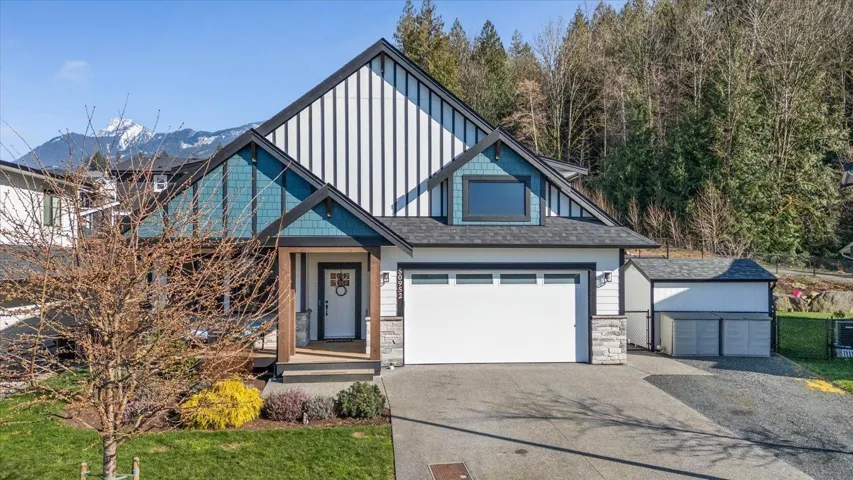 50952 SOPHIE CRESCENT, Eastern Hillsides, Chilliwack, British Columbia V4Z0C1