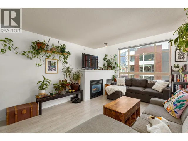313 38003 SECOND AVENUE, Squamish, British Columbia V8B0C4