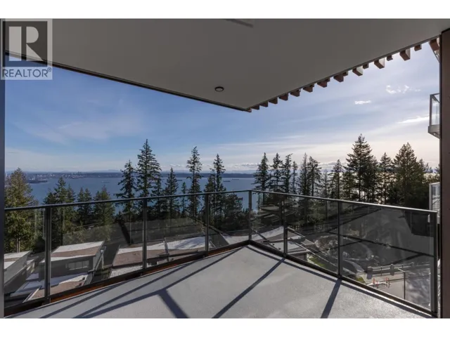802 3963 UPLANDS WAY, West Vancouver, British Columbia V7S0B6