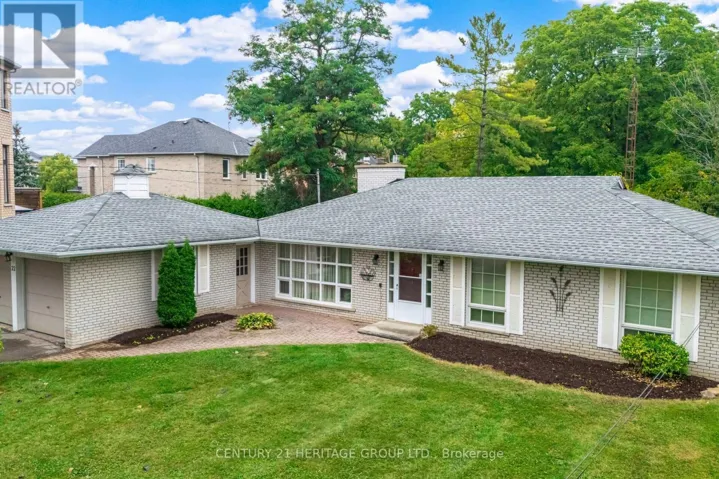 22 POPLAR DRIVE, Richmond Hill (Oak Ridges), Ontario L4E2X6