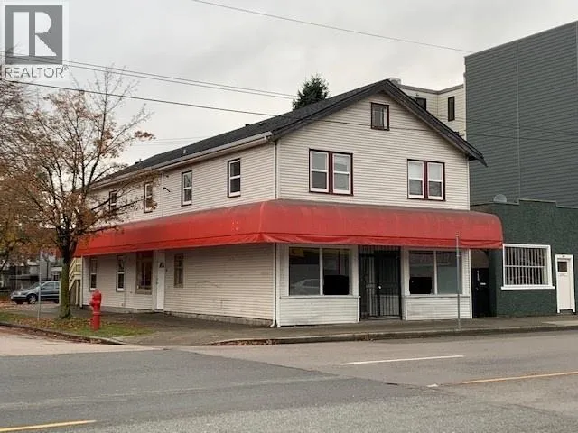 6585 VICTORIA DRIVE, Vancouver, British Columbia V5P3X8