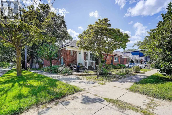 441 RIMILTON AVENUE, Toronto (Alderwood), Ontario M8W2G7