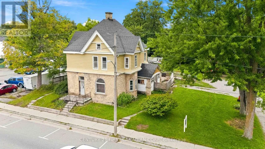 128 MAIN STREET, Lucan Biddulph (Lucan), Ontario N0M2J0