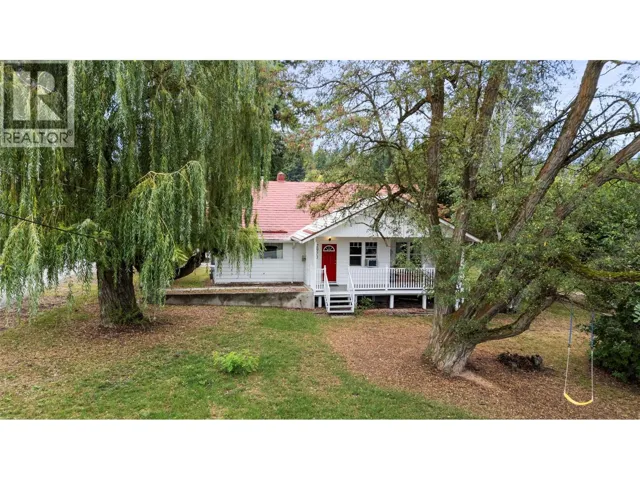 2970 30 Street NE, Salmon Arm, British Columbia V1E3G7