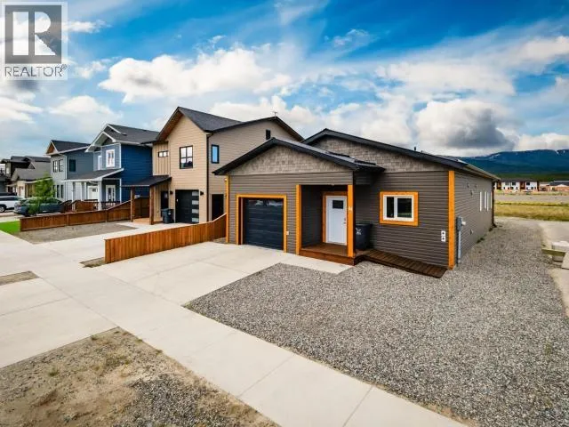 44 EUGENE AVENUE, Whitehorse, Yukon Y1A0S8