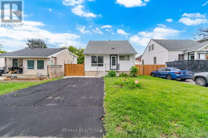3051 CHURCHILL AVENUE, Mississauga (Malton), Ontario L4T1R4