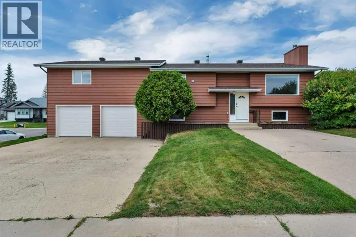 3 Goodacre Close, Red Deer, Alberta T4P3A3