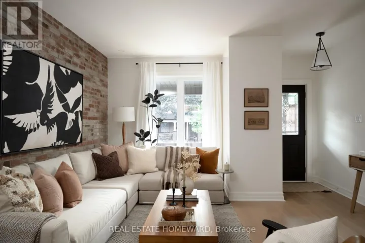 188 HASTINGS AVENUE, Toronto (South Riverdale), Ontario M4L2L7