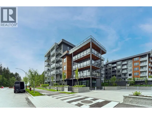209 3594 MALSUM DRIVE, North Vancouver, British Columbia V7G0B4