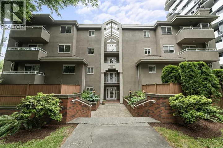 104 526 W 13TH AVENUE, Vancouver, British Columbia V5Z1N7