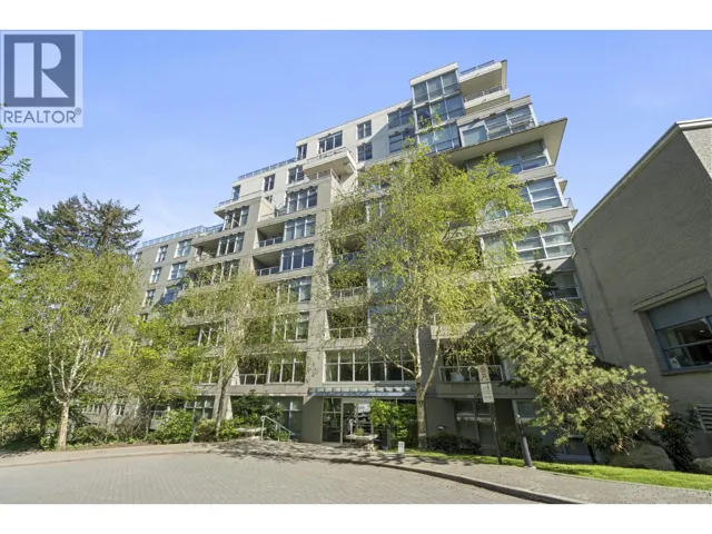 605 9262 UNIVERSITY CRESCENT, Burnaby, British Columbia V5A0A4