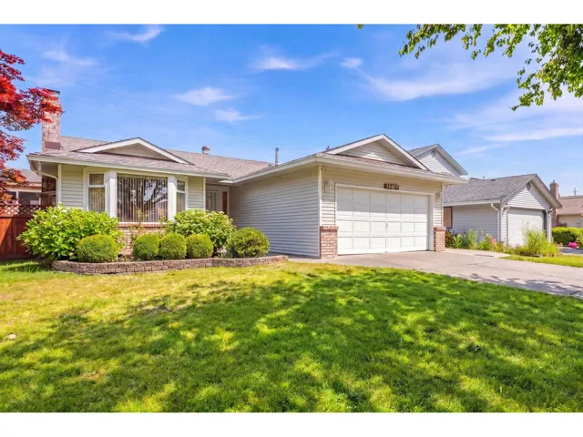 15429 95 AVENUE, Surrey, British Columbia V3R9E4