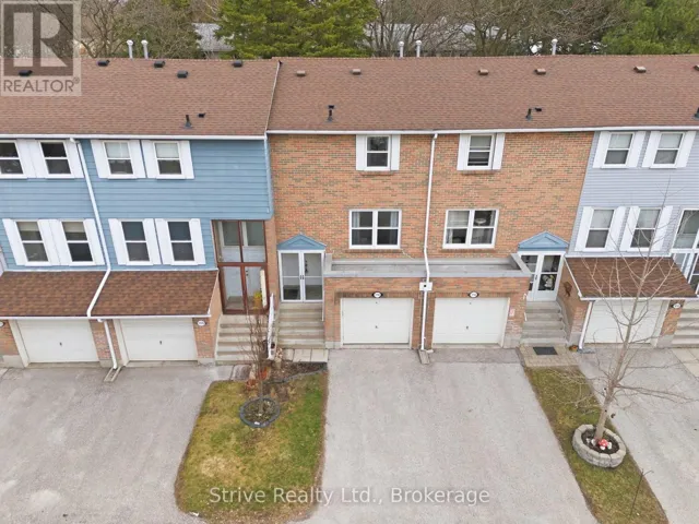 33 - 1718 JOHN STREET, Markham (Bayview Fairway-Bayview Country Club Estates), Ontario L3T1Y9