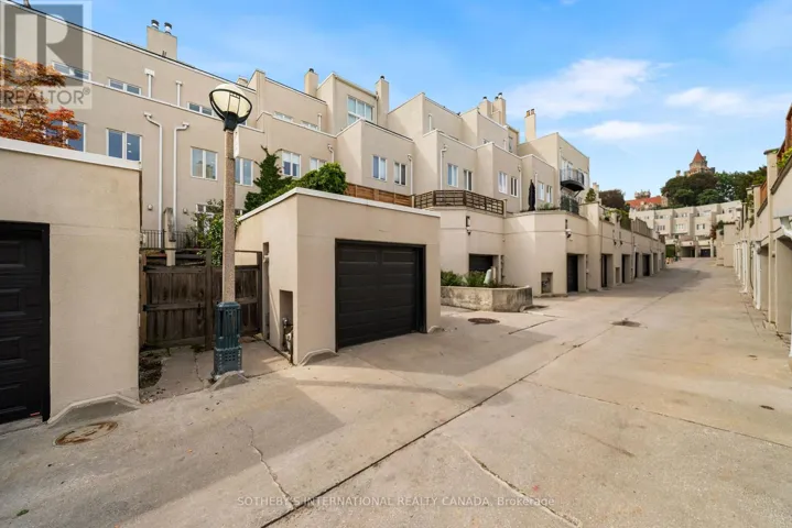 213 WALMER ROAD, Toronto (Casa Loma), Ontario M5R3P7
