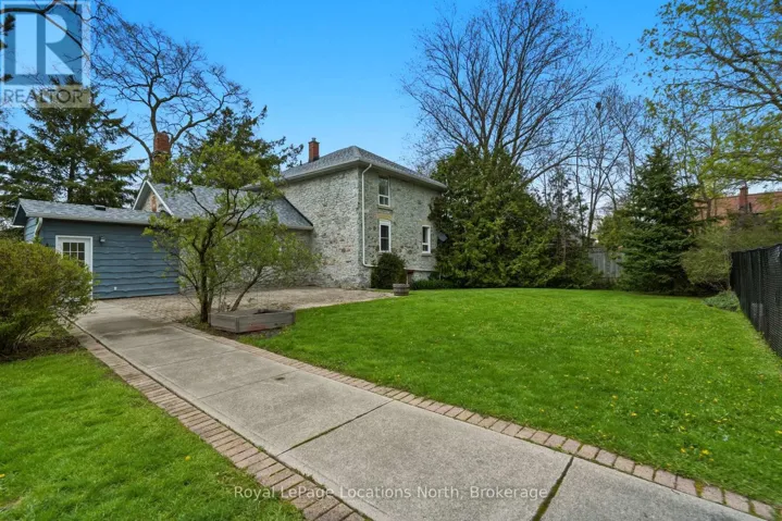 562 CAMERON STREET, Collingwood, Ontario L9Y2J3
