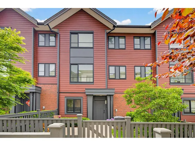 42 19897 75A AVENUE, Langley, British Columbia V2Y3S2