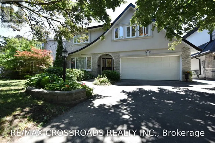 52 EMMELOORD CRESCENT, Markham (Unionville), Ontario L3R1P8