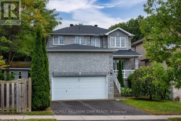 3 BELL STREET, Barrie (Ardagh), Ontario L4N0J2