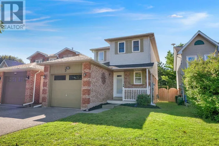5 FENWICK AVENUE, Clarington (Bowmanville), Ontario L1C4R6
