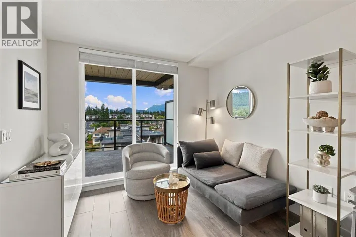 601 707 COMO LAKE AVENUE, Coquitlam, British Columbia V3J0J5