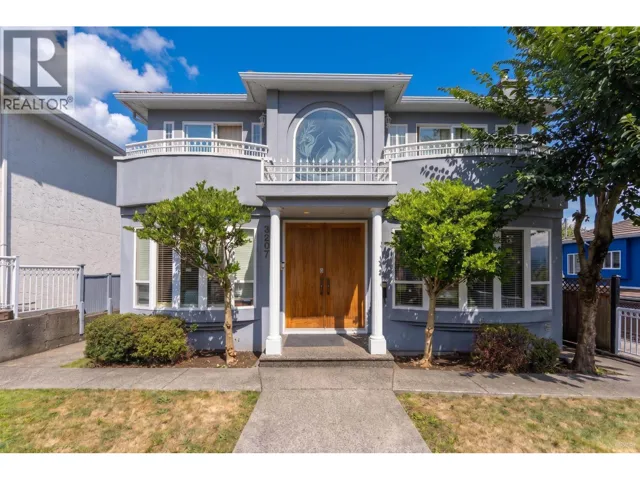3207 VIMY CRESCENT, Vancouver, British Columbia V5M4B5