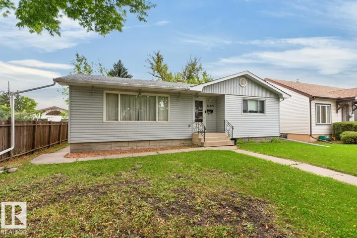 12424 77 ST NW, Edmonton, Alberta T5B2H5