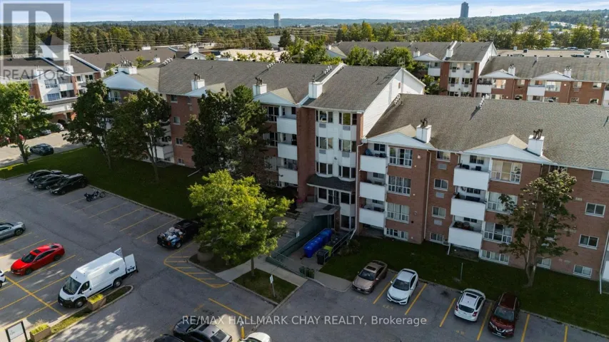 414 - 126 BELL FARM ROAD, Barrie (Alliance), Ontario L4M6J3