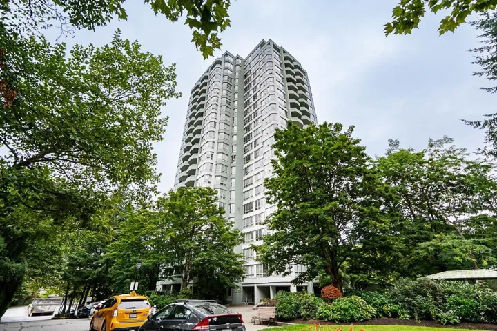 2304 10082 148 STREET, Surrey, British Columbia V3R0S3