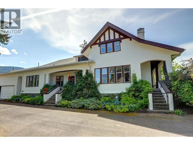 5482 Silver Star Road, Vernon, British Columbia V1B3K4
