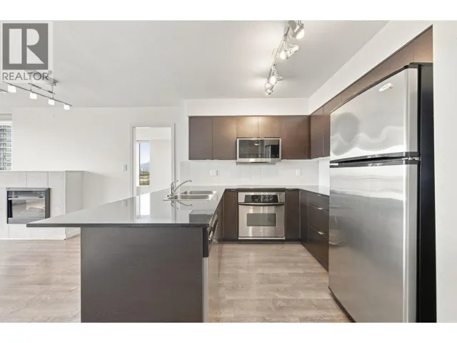 1806 4182 DAWSON STREET, Burnaby, British Columbia V5C0A4
