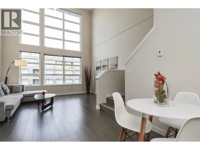 516 9168 SLOPES MEWS, Burnaby, British Columbia V5A0E4
