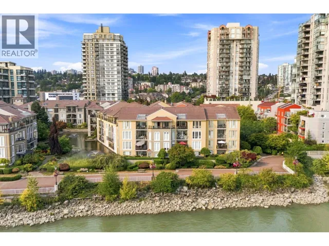 411 3 RENAISSANCE SQUARE, New Westminster, British Columbia V3M6K4